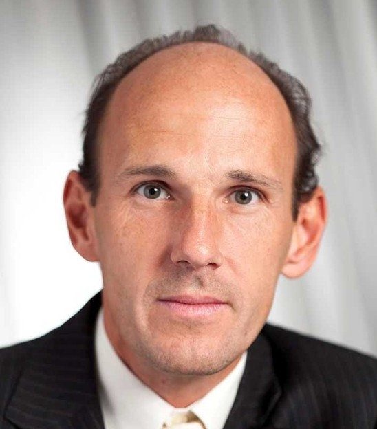 Dr. Thomas Luxbacher
